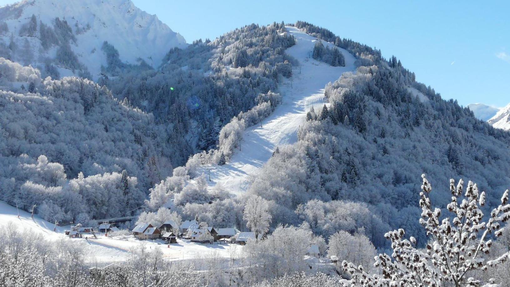 Olydea Saint-Colomban-Des-Villards Екстериор снимка